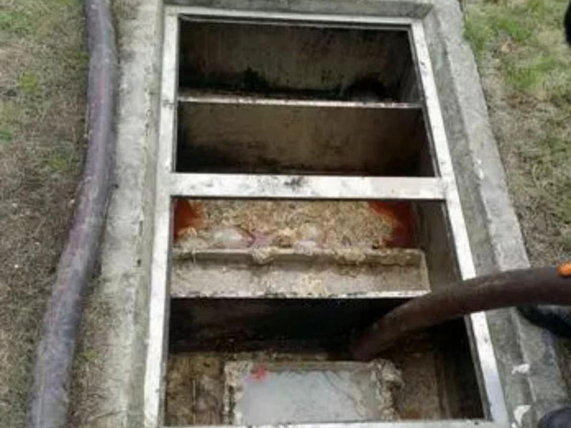 扎赉诺尔隔油池清理